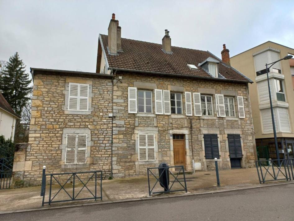 Le Montjoux, Appartement Calme, Toutes Commodites 贝桑松 外观 照片